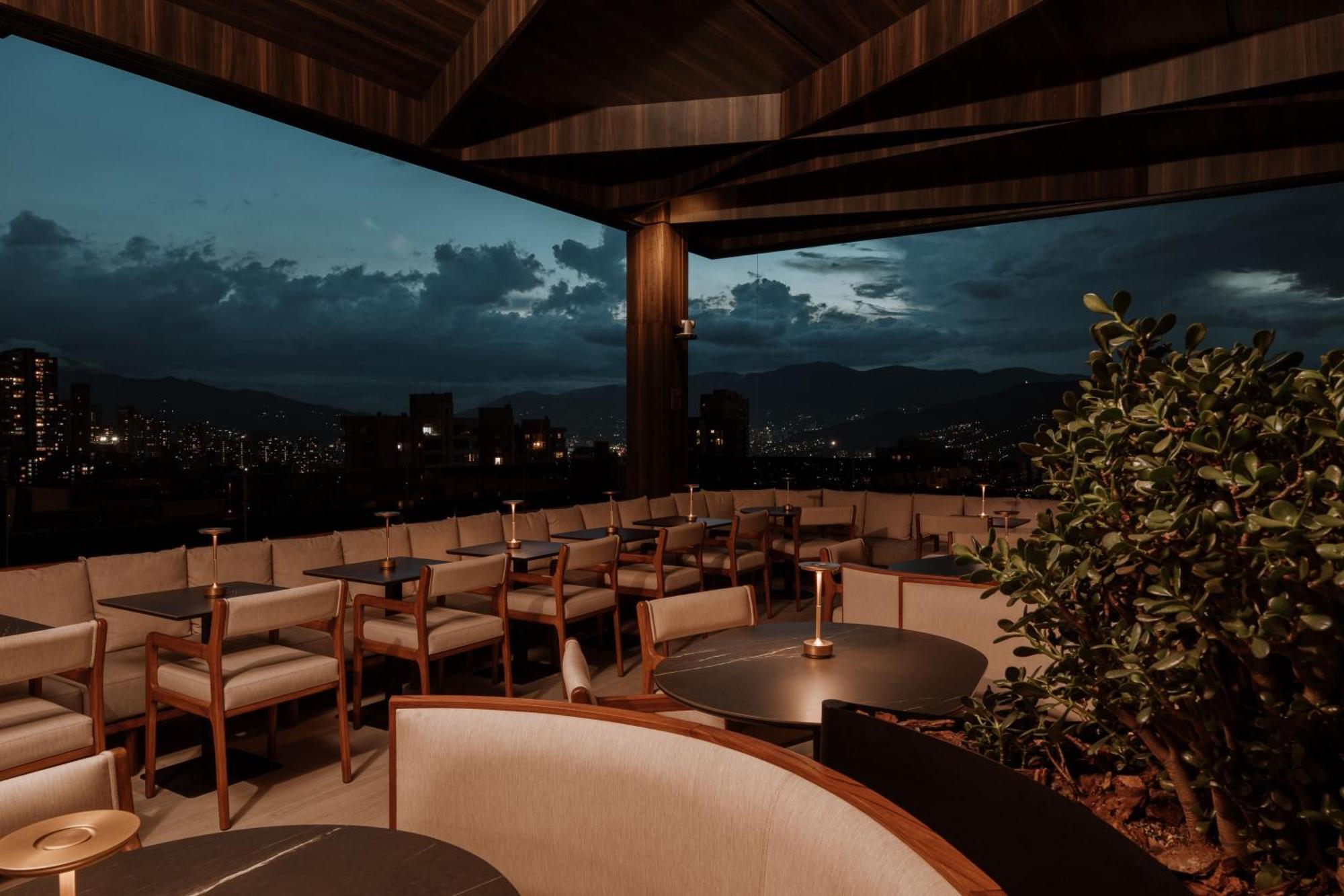 Binn Hotel メデジン エクステリア 写真